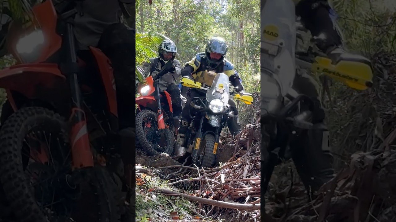 Royal Enfield Himalayan 450 i KTM 390 w trudnym terenie. Cały film w najbliższy czwartek wieczorem.