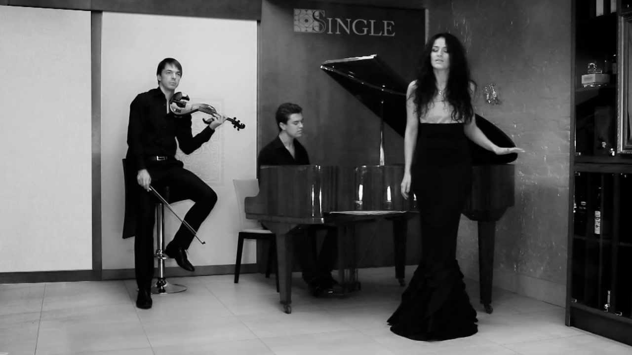 ADELE - SKYFALL (best piano cover)