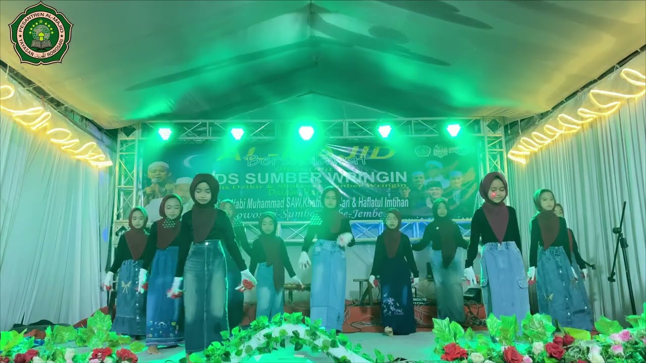 TARI JISSO FLOWER KELAS SATU PUTRI MADRASAH DINIYAH TAKMILIYAH AL-MAJID