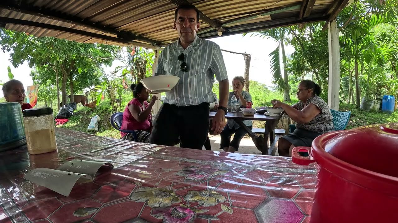  DISFRUTANDO CON LA FAMILIA EN OLANCHO 