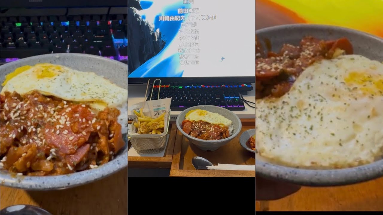 Eating at a 24 Hour Internet Korea Style Cafe at Jakarta @NexusPCBangOfficial 