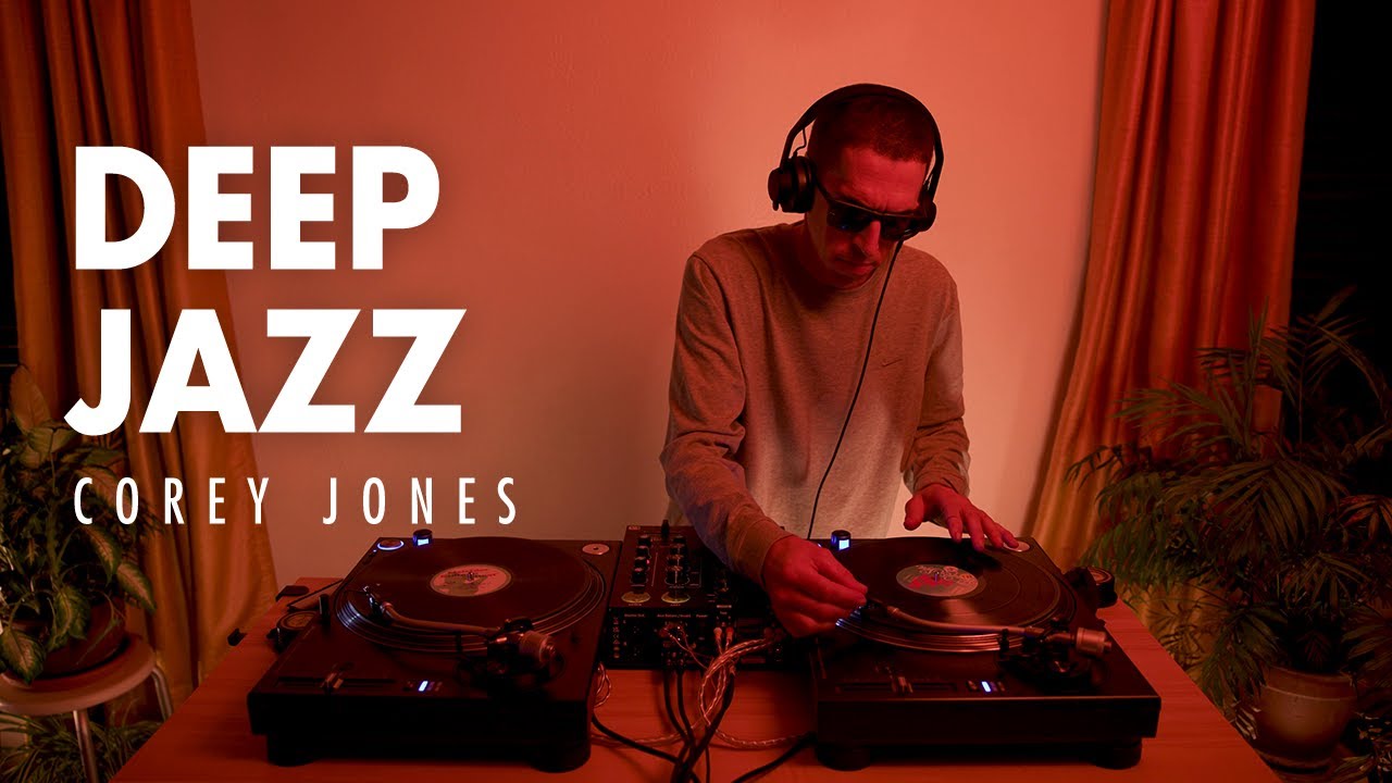 Jazzy guitars! All vinyl house mix by Corey Jones