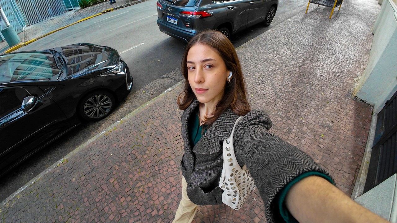 não dá para ser triste indo em brunch e brechó