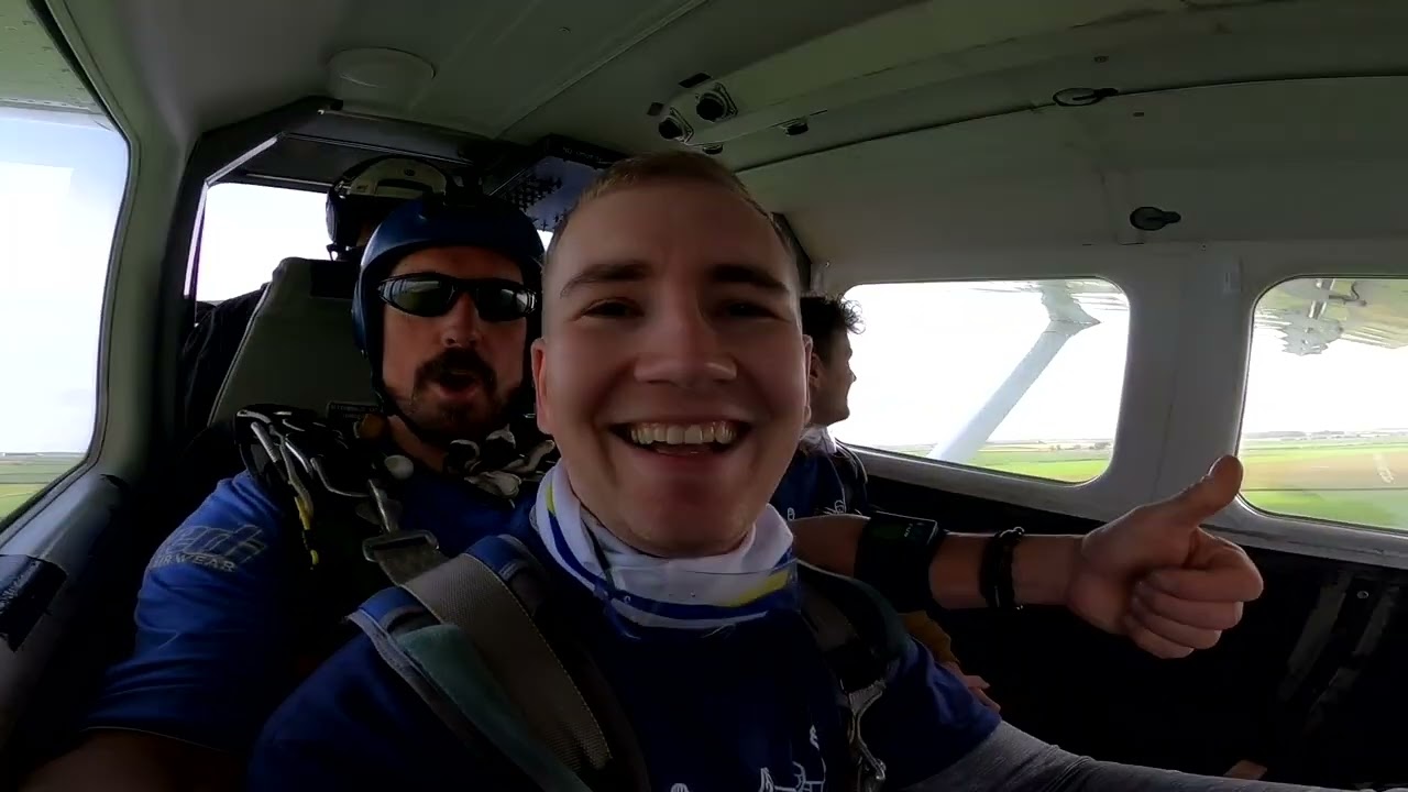 Skydive for Leeds Foundation