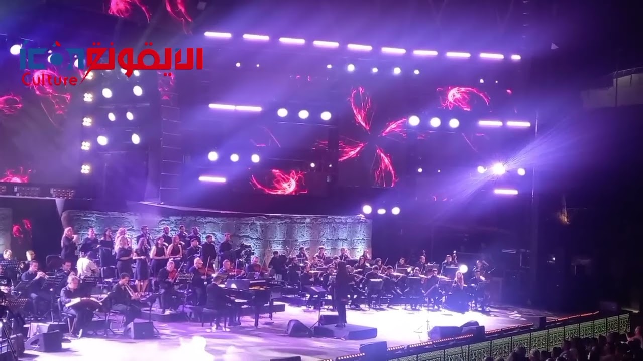 بحلف بسماها وبترابها ، كلمات عبد الرحمان الابنودي وألحان بليغ حمدي وغناء عبد الحليم حافظ 
