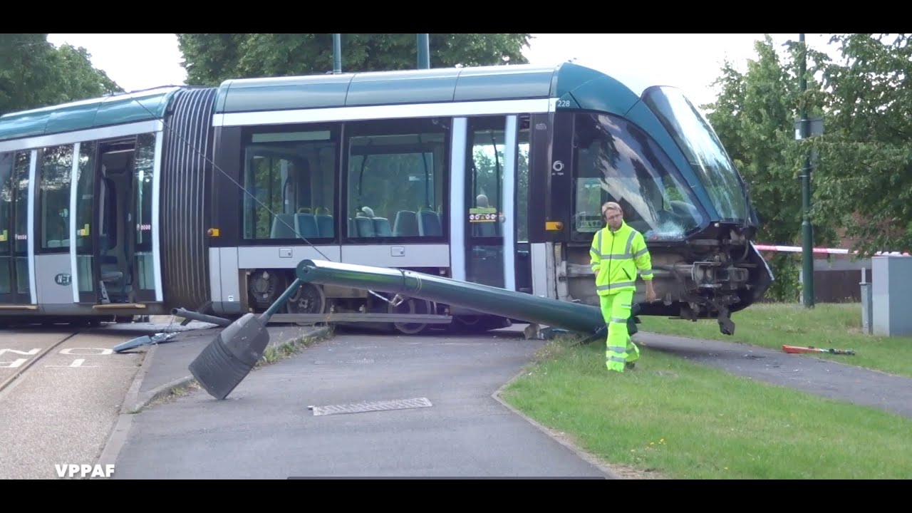 Nottingham Tram Crash Derailment