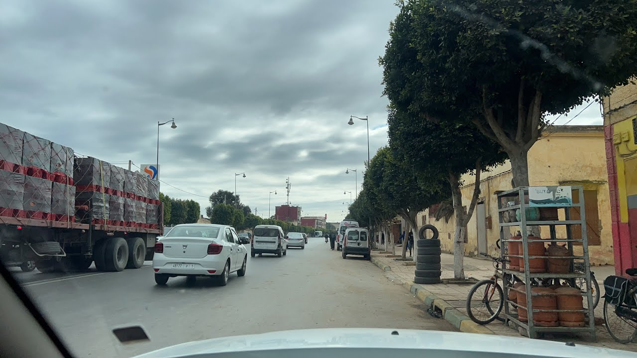بث مباشر للطريق من سيدي يحيى الغرب الى سيدي سليمان