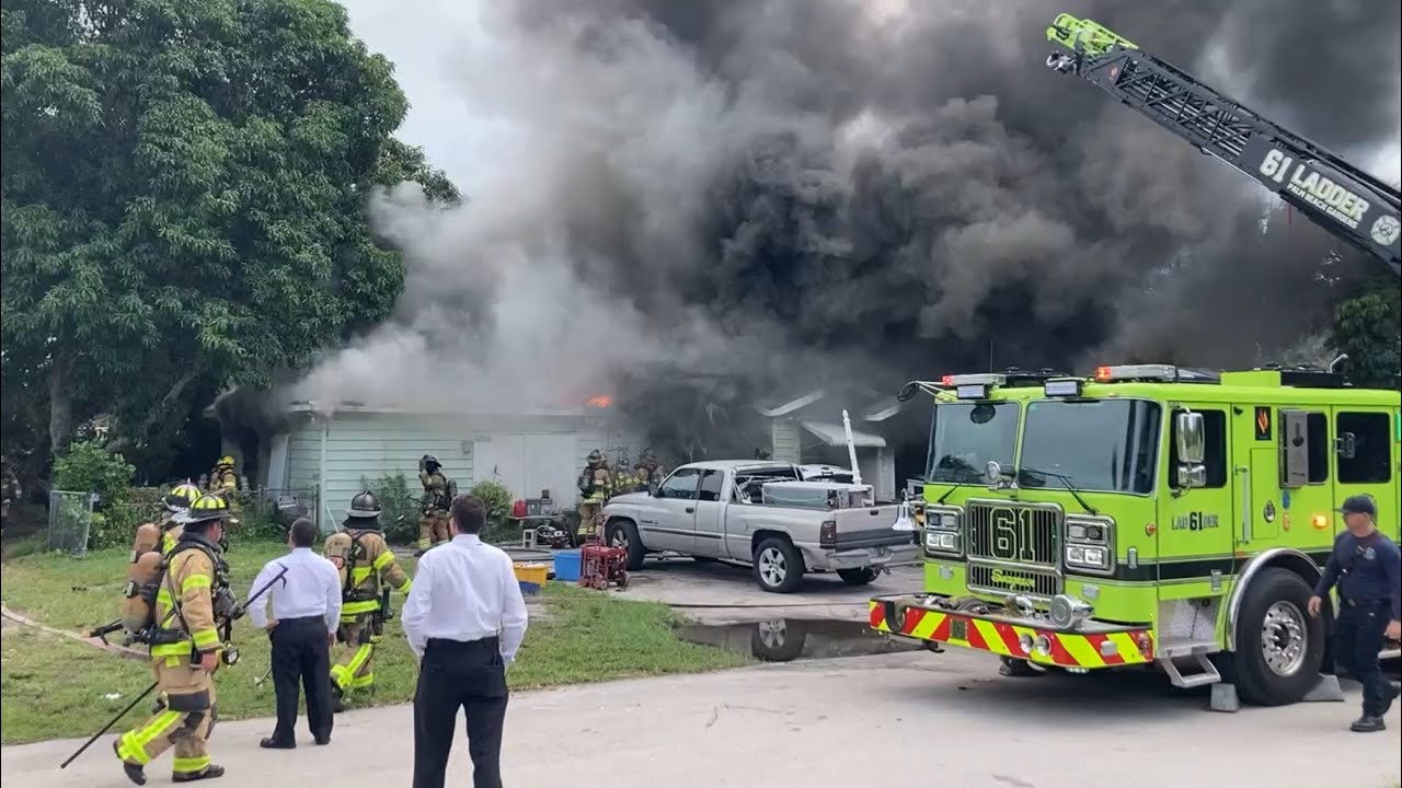 Working House Fire in Palm Beach Gardens (10/23/24)