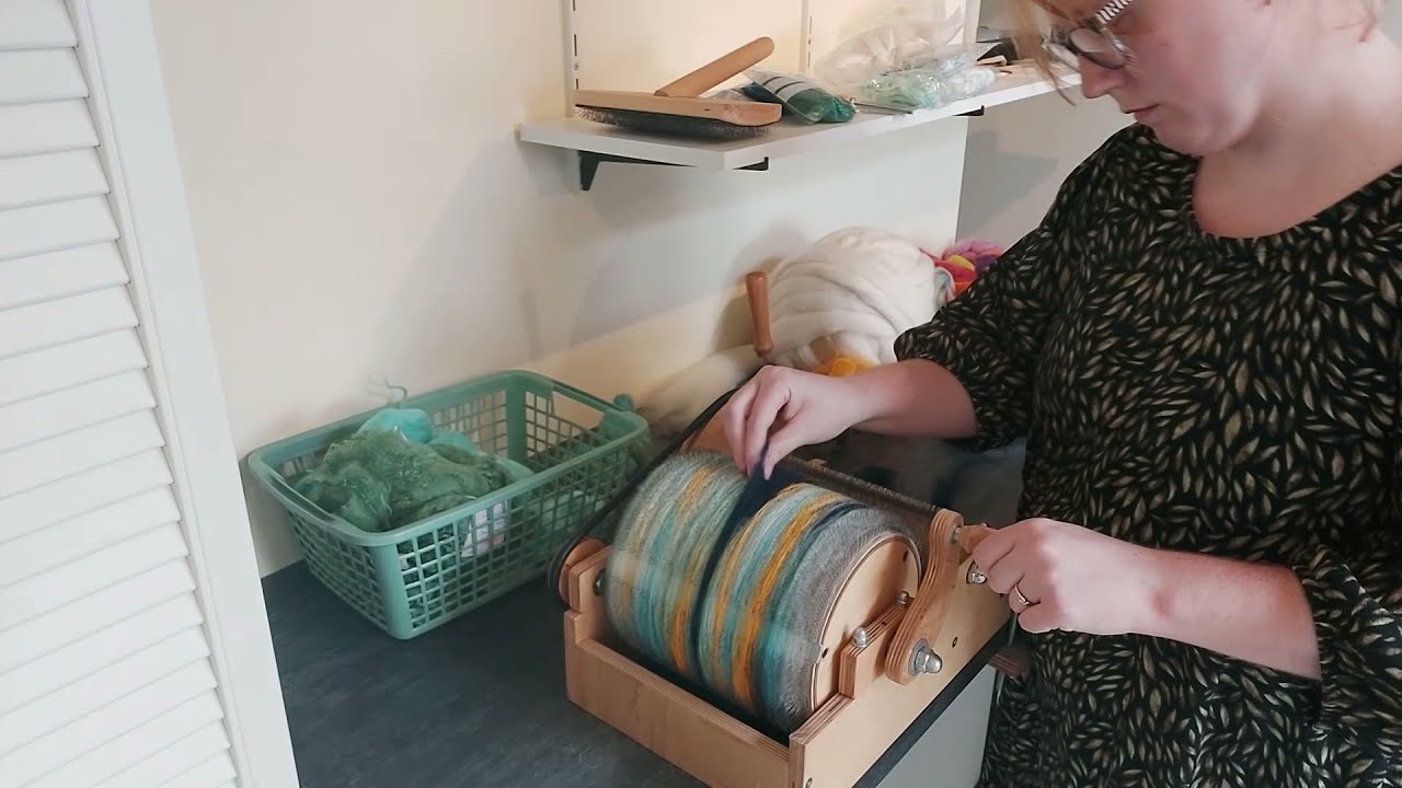 kaarden, spinnen, ketting twijnen    Carding, Spinning Chainnavajo plying