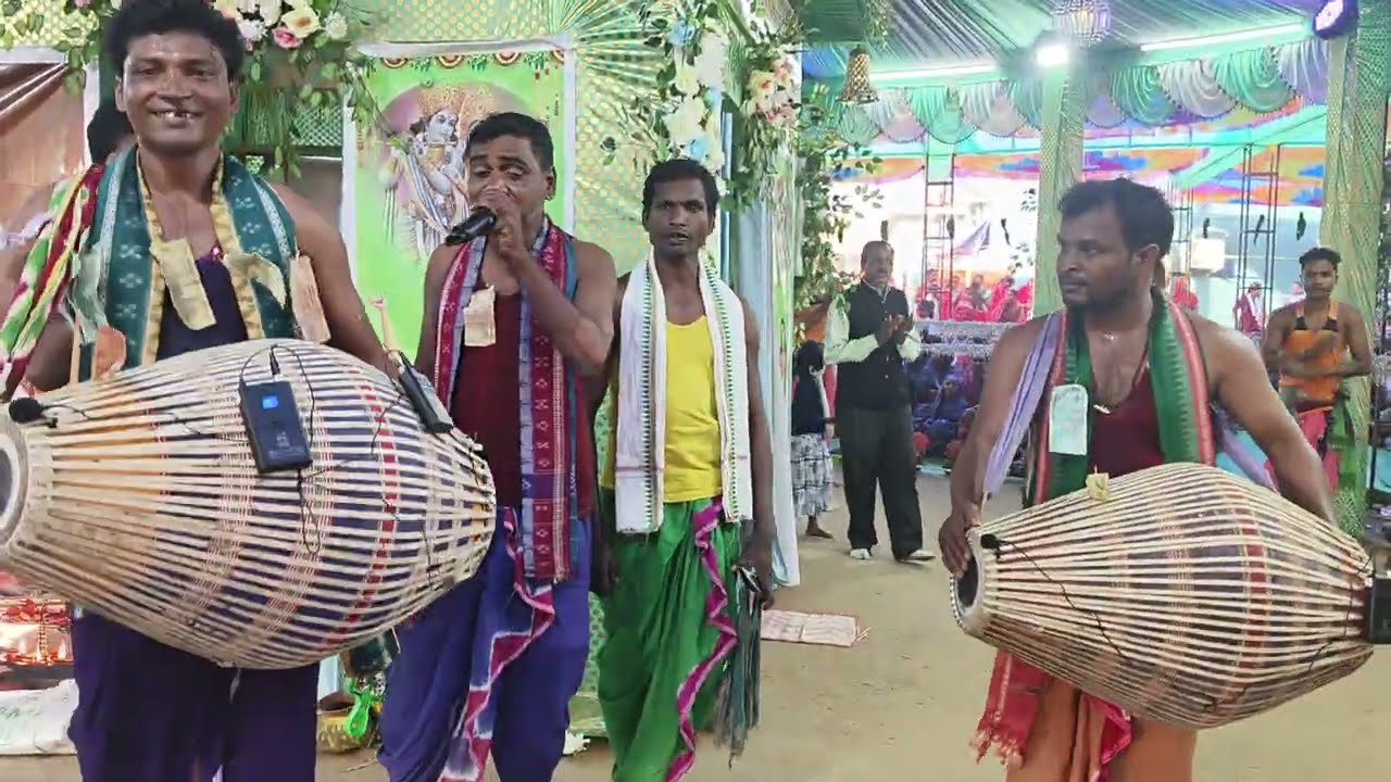 ମେଁ ଦୁନିଆ ଭୁଲା ଦୁଃଙ୍ଗା ହିନ୍ଦୀ ନାମ || Guru Jayaram Sabar & Guru Harekrushna Sarabu || Bidhaniguda 
