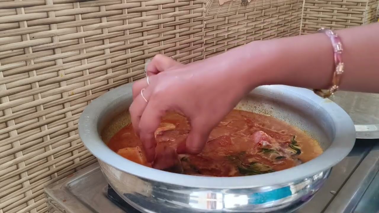 Fish  curry 😋 #viral #shortvideos #ytshorts #cookingchannel 