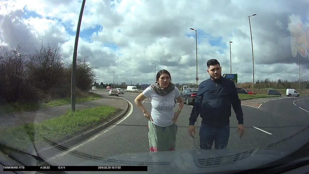 Cash For Crash BMW LM58BLZ Caught On Dashcam A10