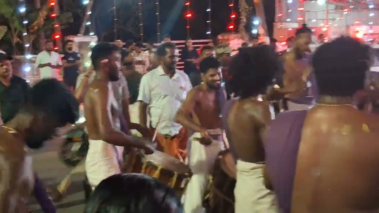 Chenta melam.... Temple festival 