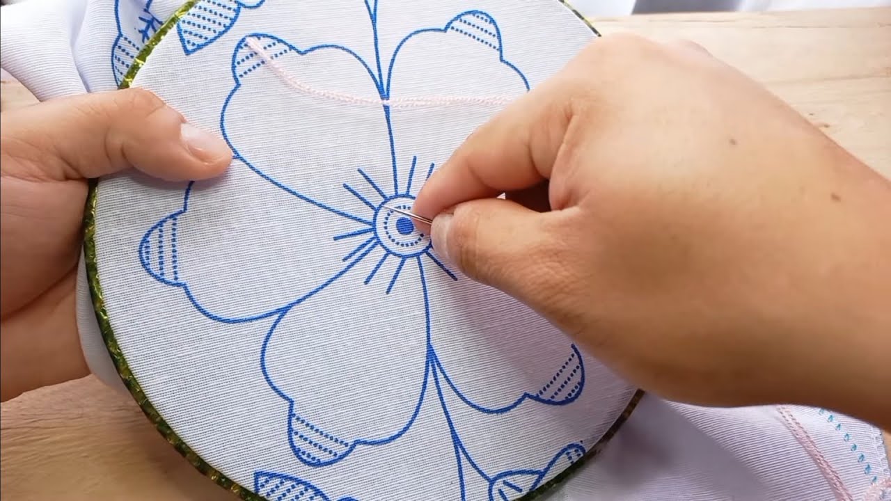 ESTA PUNTADA ES PERFECTA PARA CUALQUIER FLOR