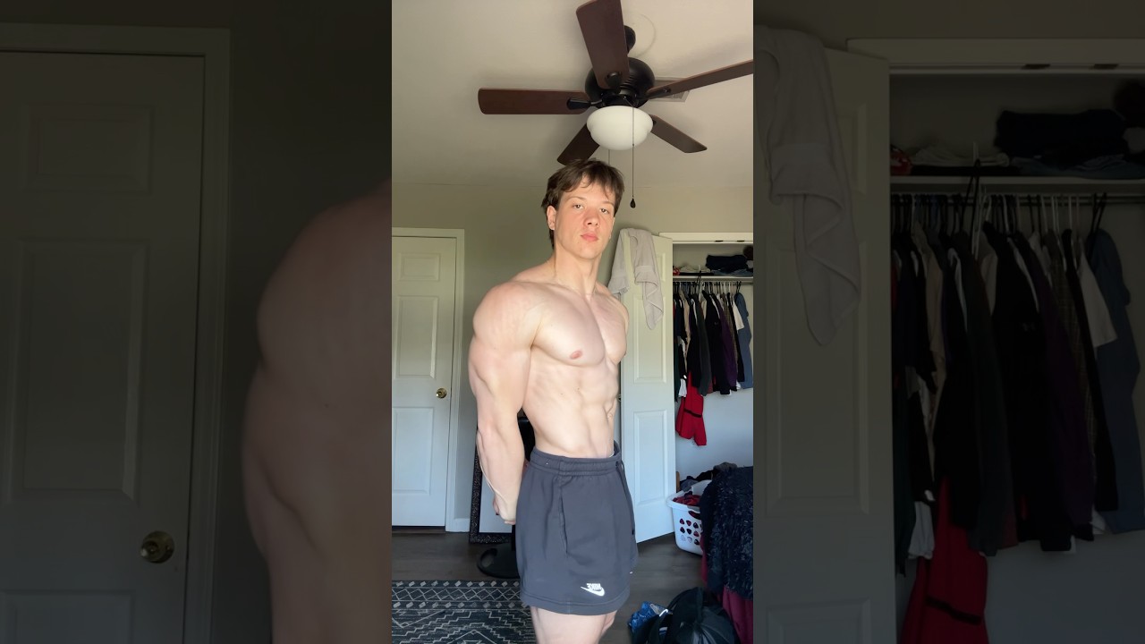 I DONT PLAY BOUT IT 🏄&zwj;♂️‼️  #fitness #bodybuilding #HARDWORK