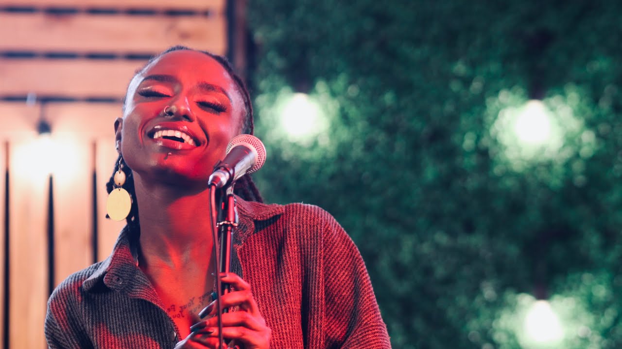 TOO MUCH (Live on Soul Survivor Sesh 3)