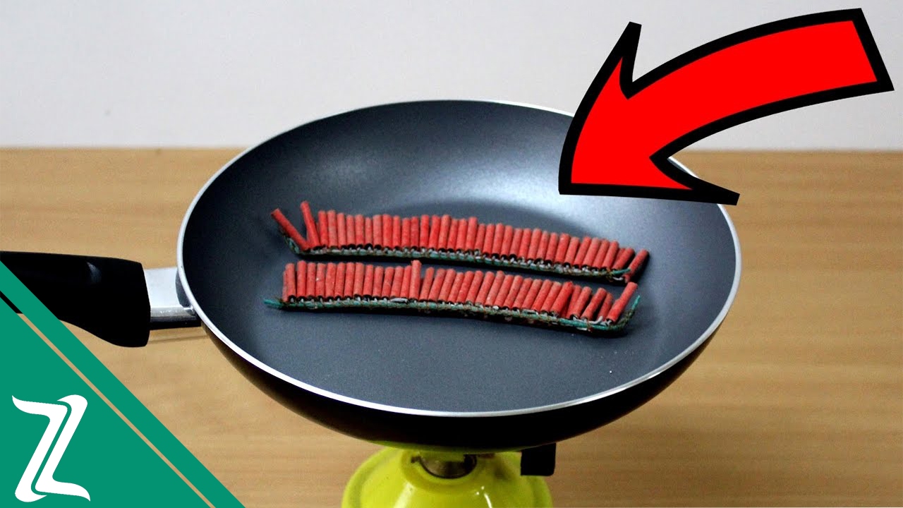 Fritando Bombas na Super Panela Quente a 1000&ordm; (Explodiu?!)