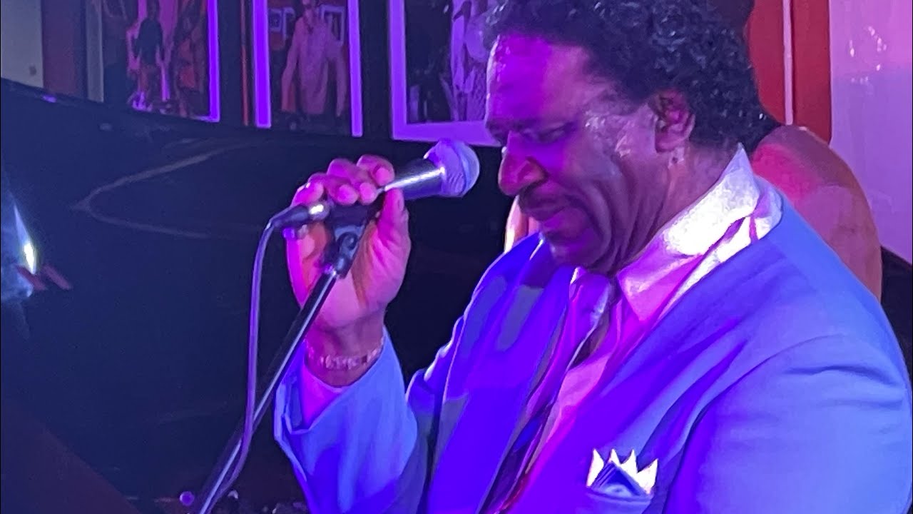 Mud Morganfield - Young Fashioned Ways (The 100 Club, Oxford Street) Son of legendary Muddy Waters