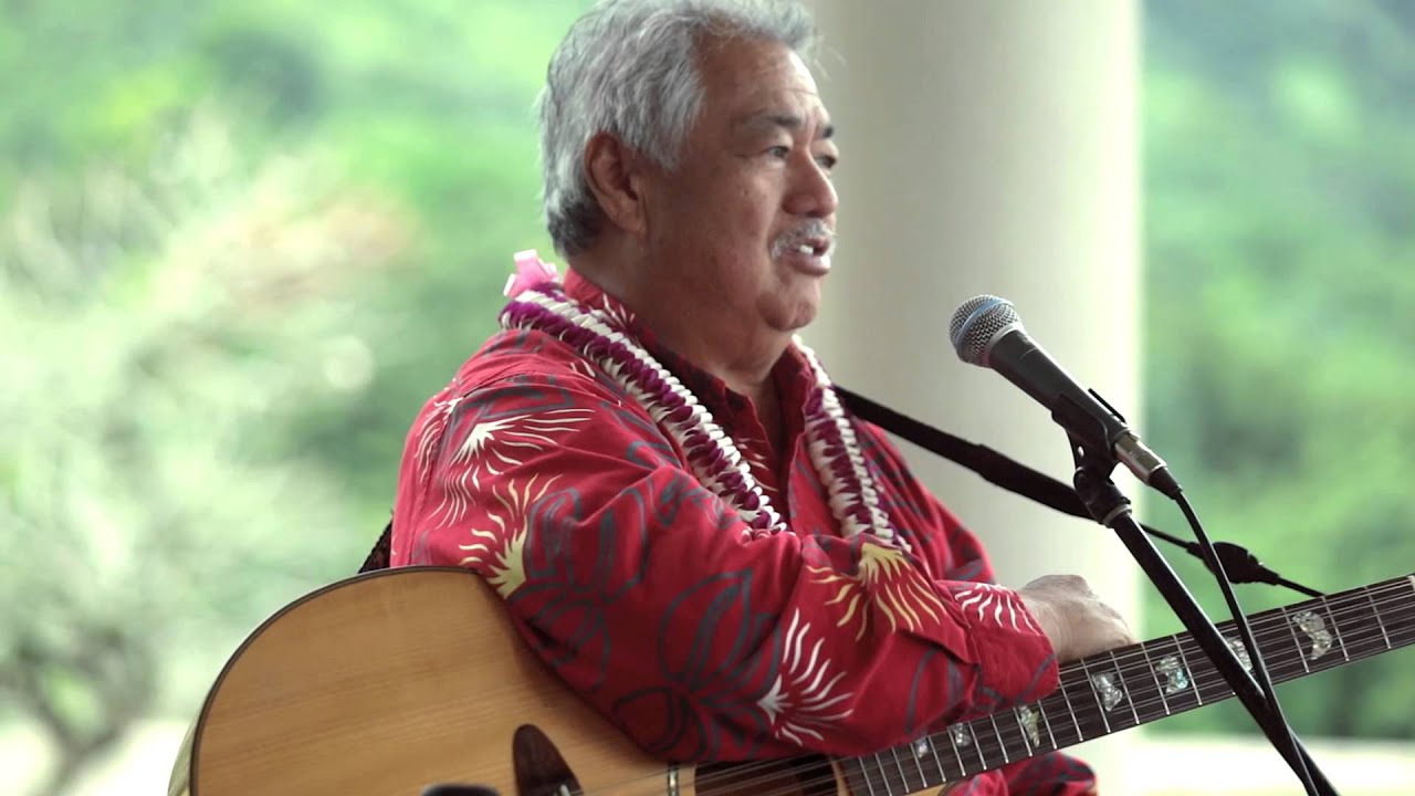 George Kahumoku, Jr. - 36 Mile Marker (HiSessions.com Acoustic Live!)