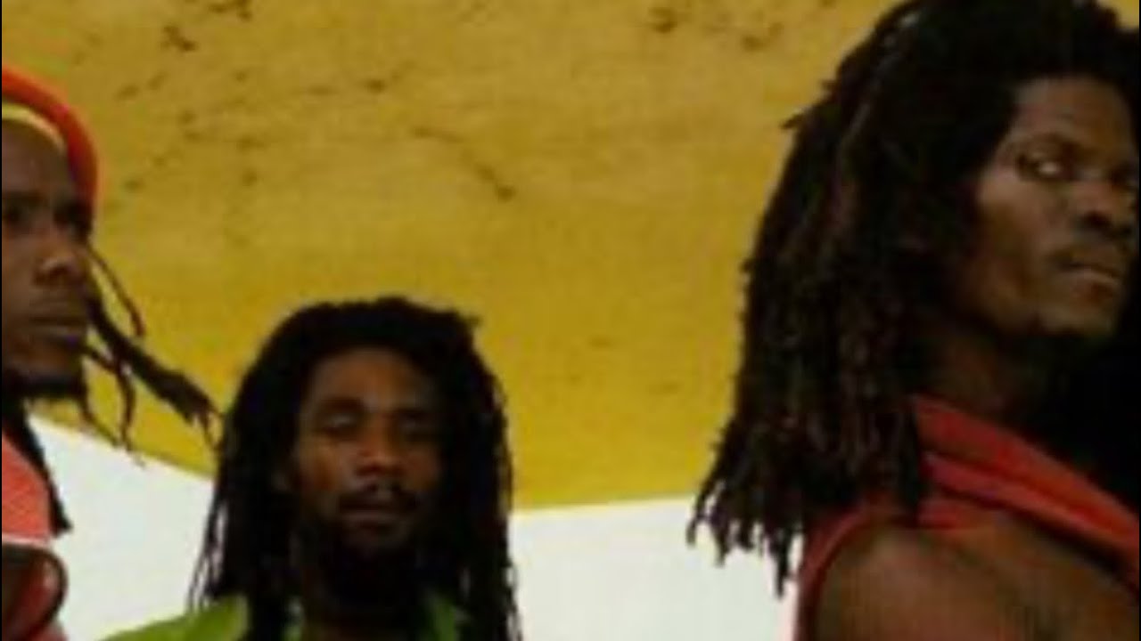 Foundation with Zionic band live reggae