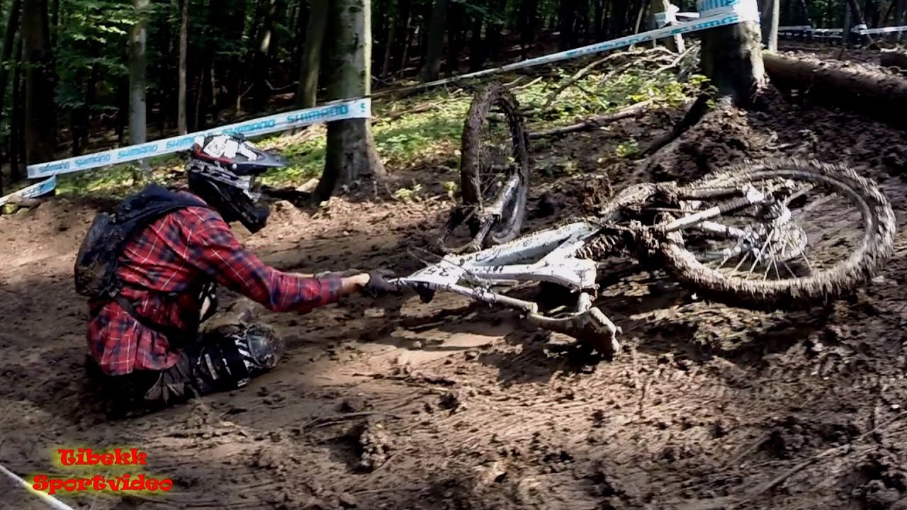 Eplény DH OB 2014 Crashes