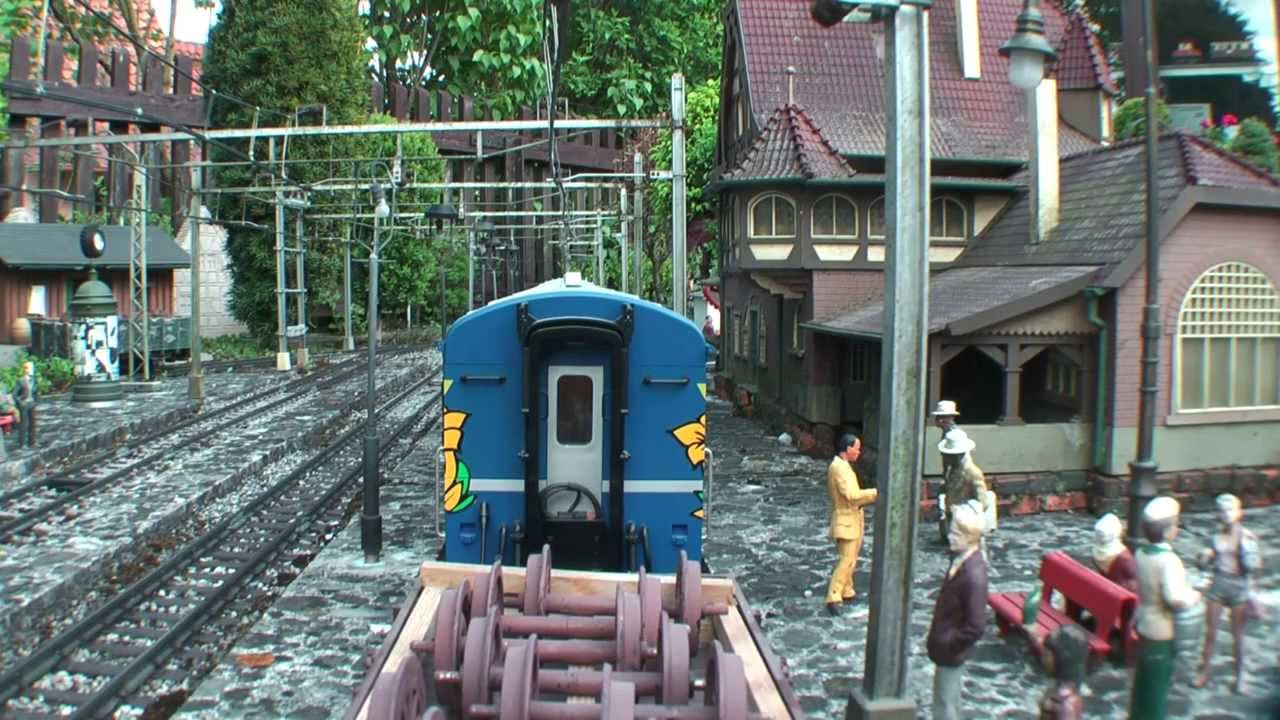 LGB-meinebahn Eine Gartenbahn blüht auf
