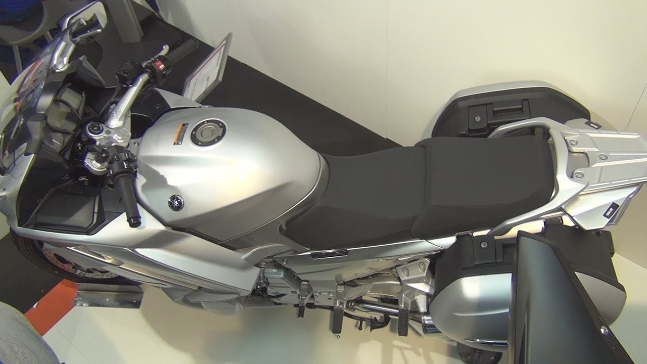 Yamaha FJR1300 ABS (2016) Exterior and Interior