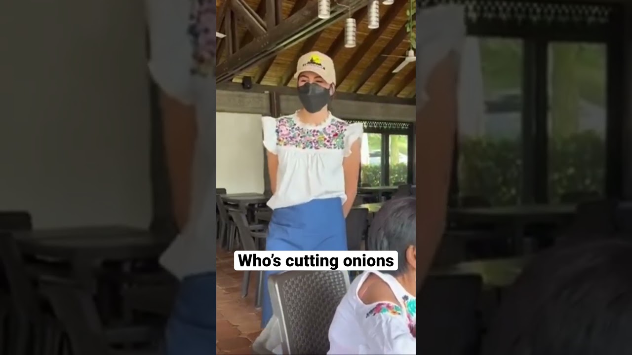Mom knew the second she saw her eyes - @__ariaslc #viral #reunion #family #foryou #love #mom #shorts