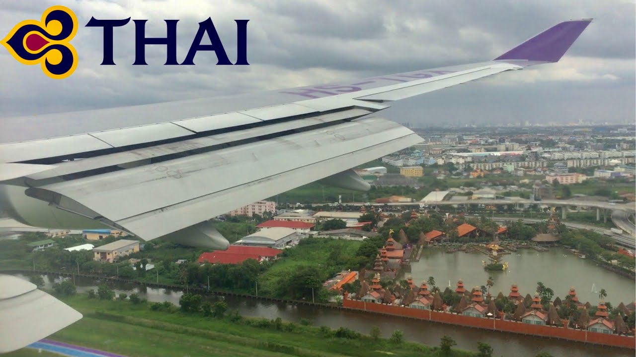 Thai Airways Boeing 747-400 landing at Bangkok Suvarnabhumi Airport