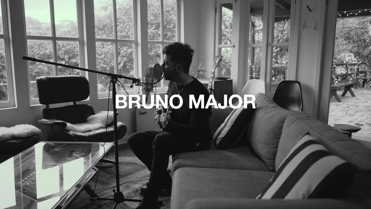 Bruno Major performs Old Fashioned