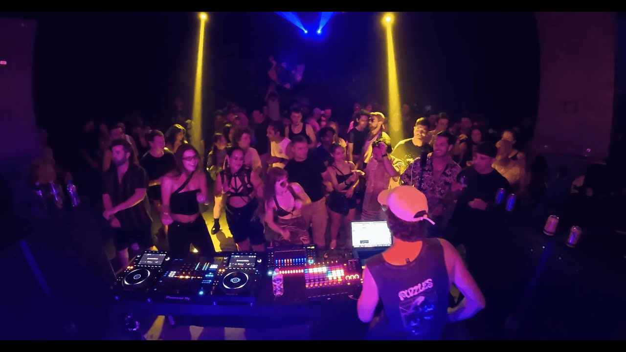 MICHAEL SCHEPPERT LIVE PERFORMANCE @PuzzlesRecords WAREHOUSE - SYDNEY, AUSTRALIA