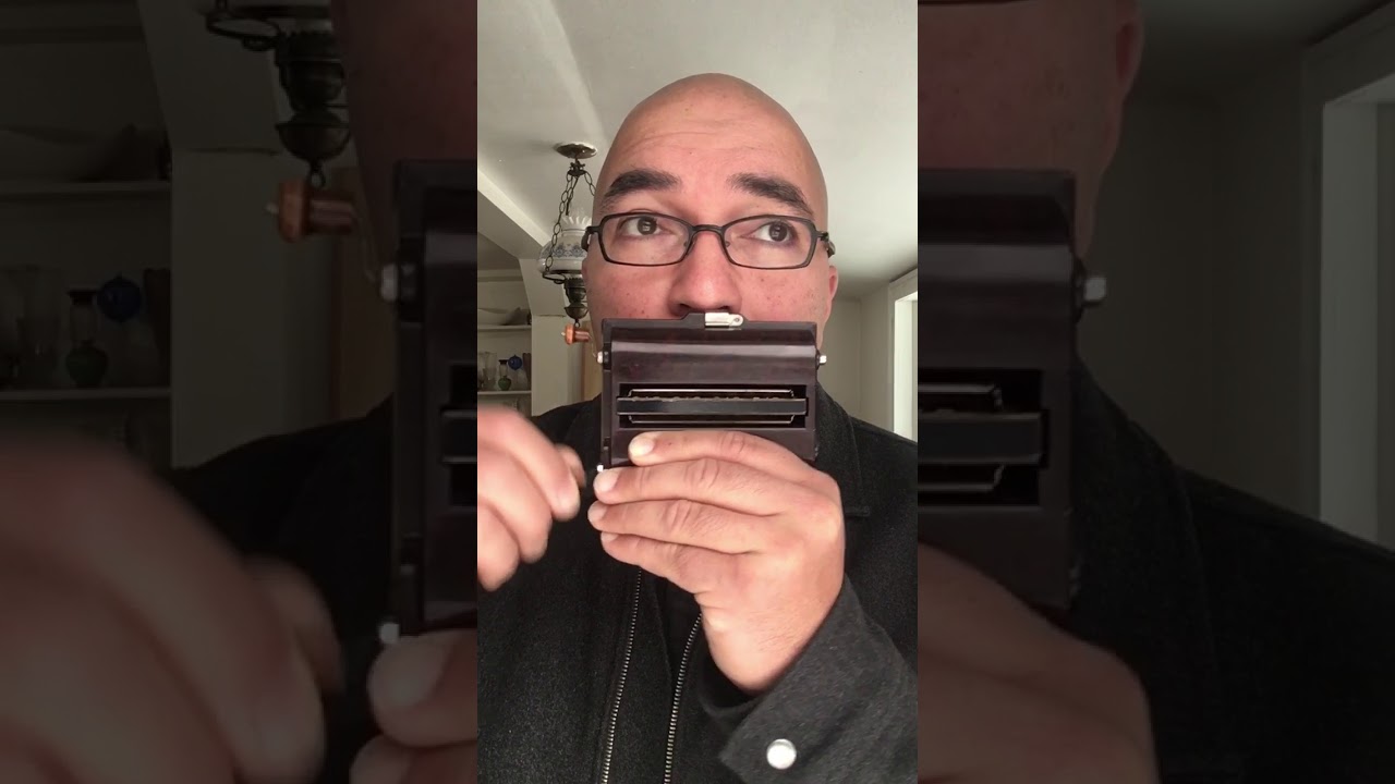16 note chromatic Rolmonica demonstration