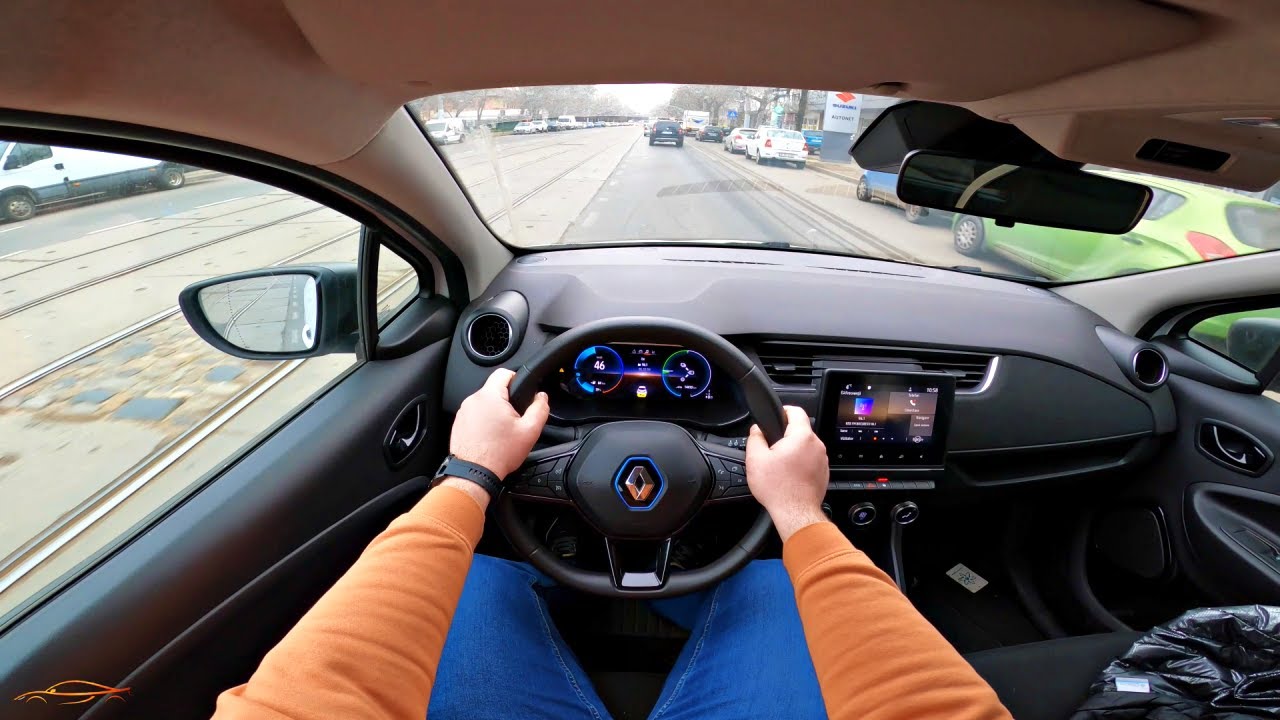 Renault Zoe R110 ZE40 / 108HP City Electric Car Driving POV Experience
