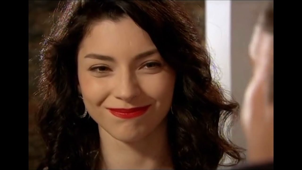 Merve Boluğur - Senden Daha Güzel