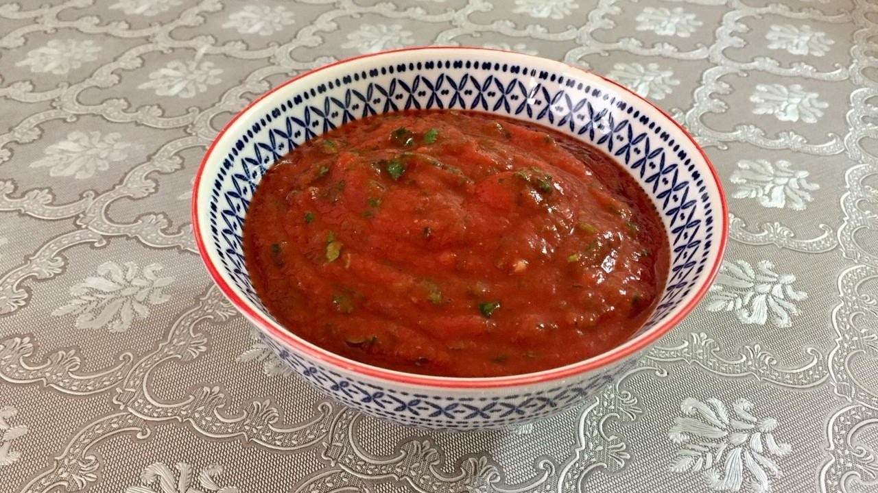 Tomatdan çox dadlı sousun hazırlanması
