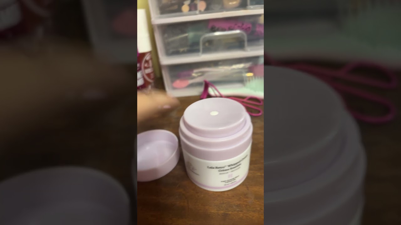 Unboxing the Lala retro whipped cream!!