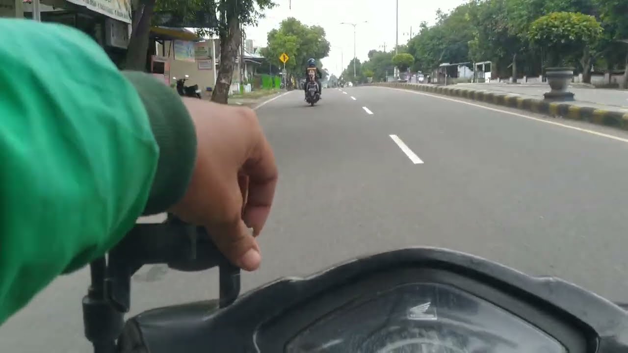 Dari jl Soekarno Hatta Otw Pagotan #vlog #fyp #motovlog 