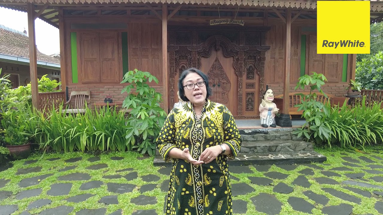RAY WHITE - Rumah Tinggal yang bisa di fungsikan untuk Homestay Berkonsep Etnik Jawa