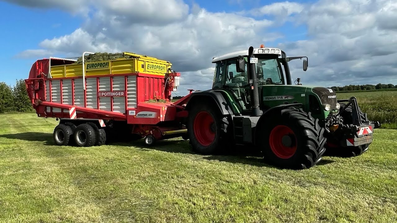 POV / Fendt Vario 718 TMS mit P&ouml;ttinger Europrofi 4000 auf dem Moor