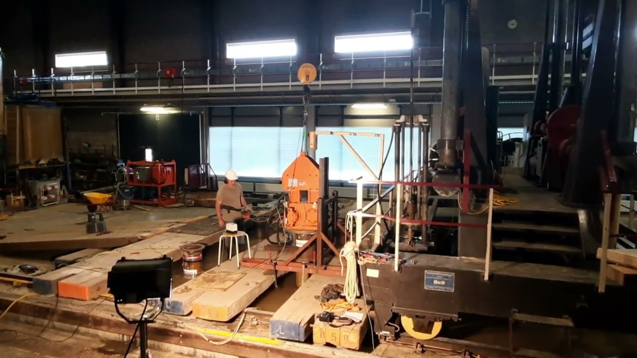 Vibratory installation monopiles tests at Deltares Geofacility