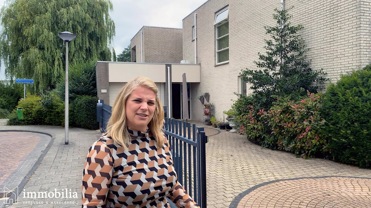 Verkocht - Vrijstaande villa met prachtig uitzicht en garage in Bergschenhoek - immobilia.nl