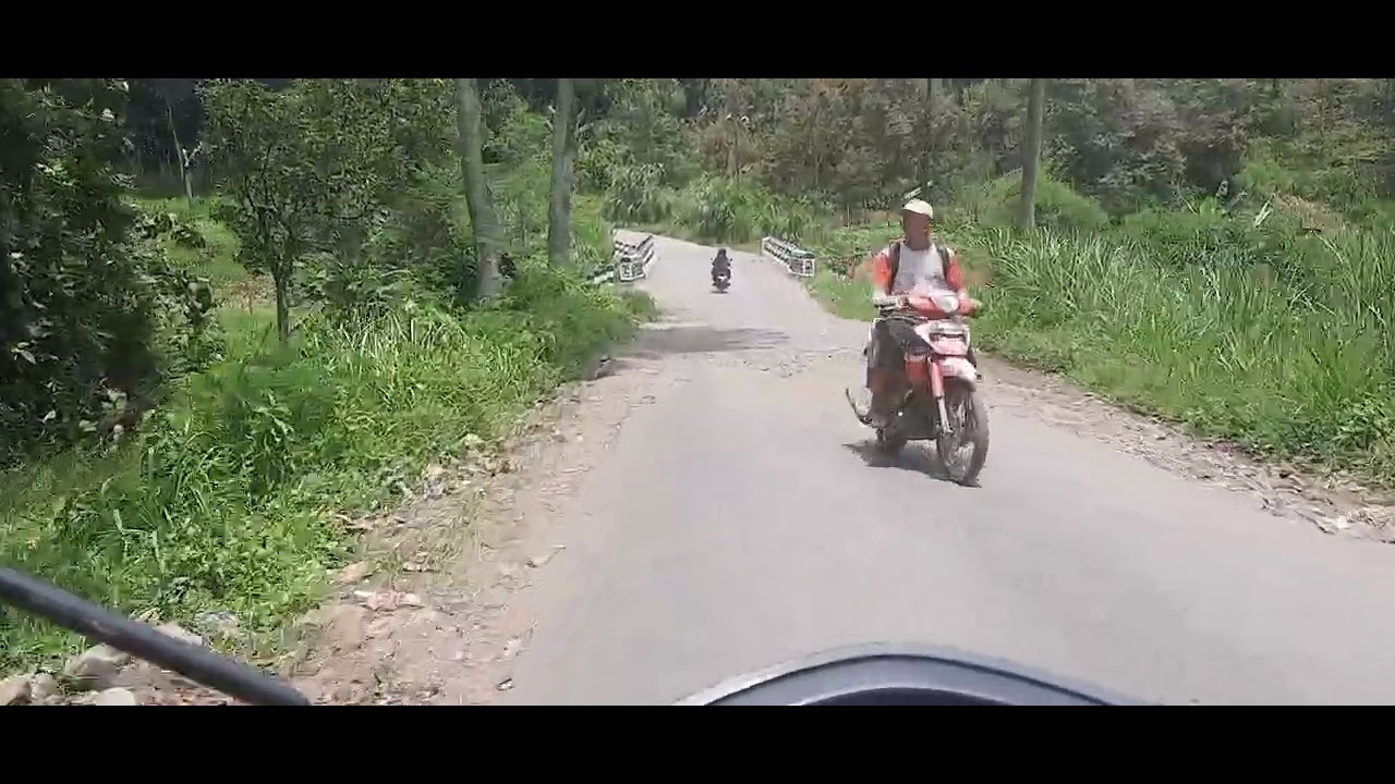 AKU PERJALANAN PULANG DARI TEMPAT SAUDARAKU DI PLTA MENDALAN PONDOK AGUNG KASEMBON MALANG
