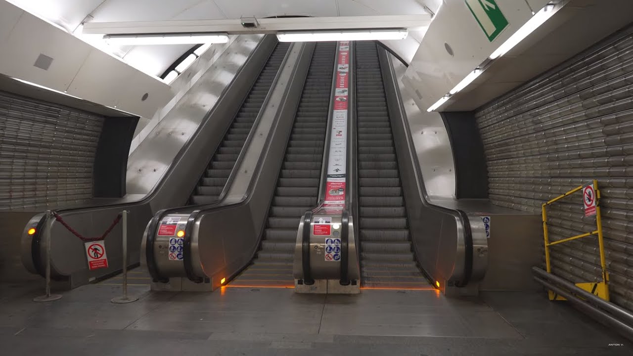Czech Republic, Prague, Karlovo náměstí Metro Station, 5X escalator, 1X elevator