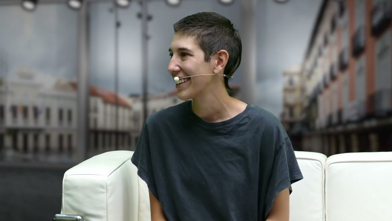 Entrevistamos a la cantautora Eva Sierra