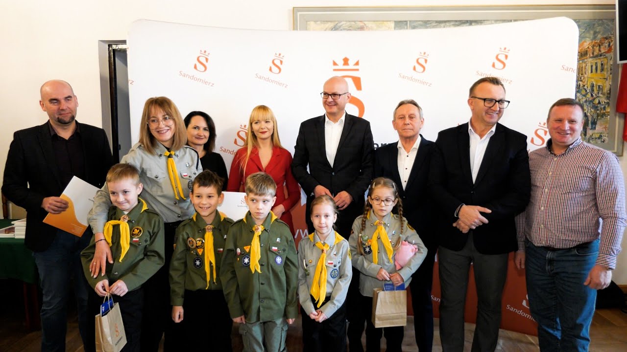 Nagrody za WOŚP. Dziękowali P. Niedźwiedź i M. Piwnik