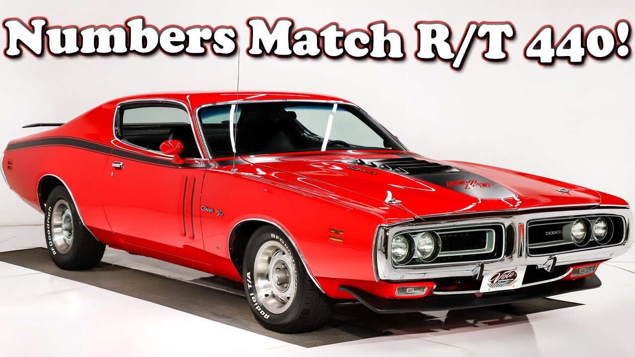 Dodge Charger R/T 1971 года продаётся в Volo Auto Museum (V20859)