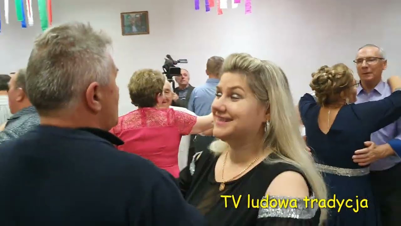 Potańc&oacute;wka karnawałowa w Sycynie 21 01 2023 w ludowym klimacie