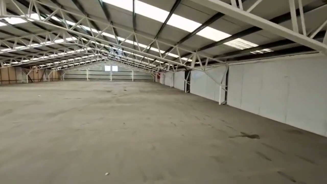 Bodega arriendo Peñalolen 1560 m2 Altillo