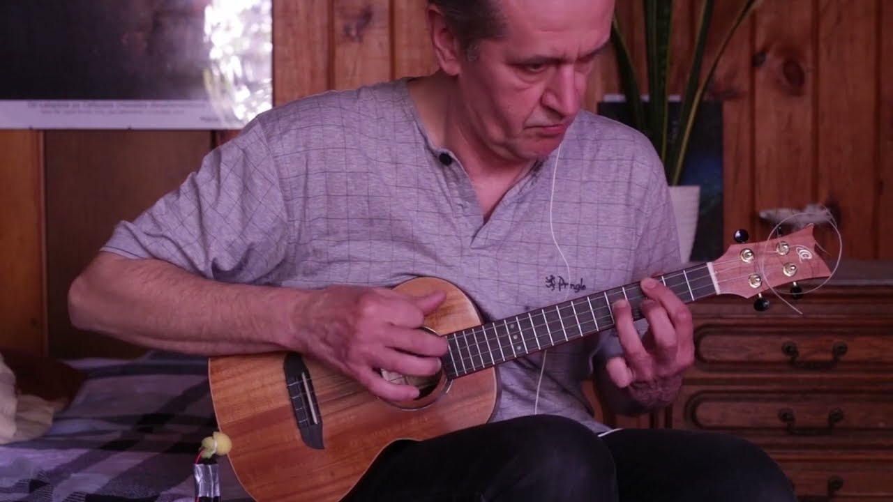 WE WILL ROCK YOU - QUEEN. Ukulele fingerstyle. Slow + tabs.