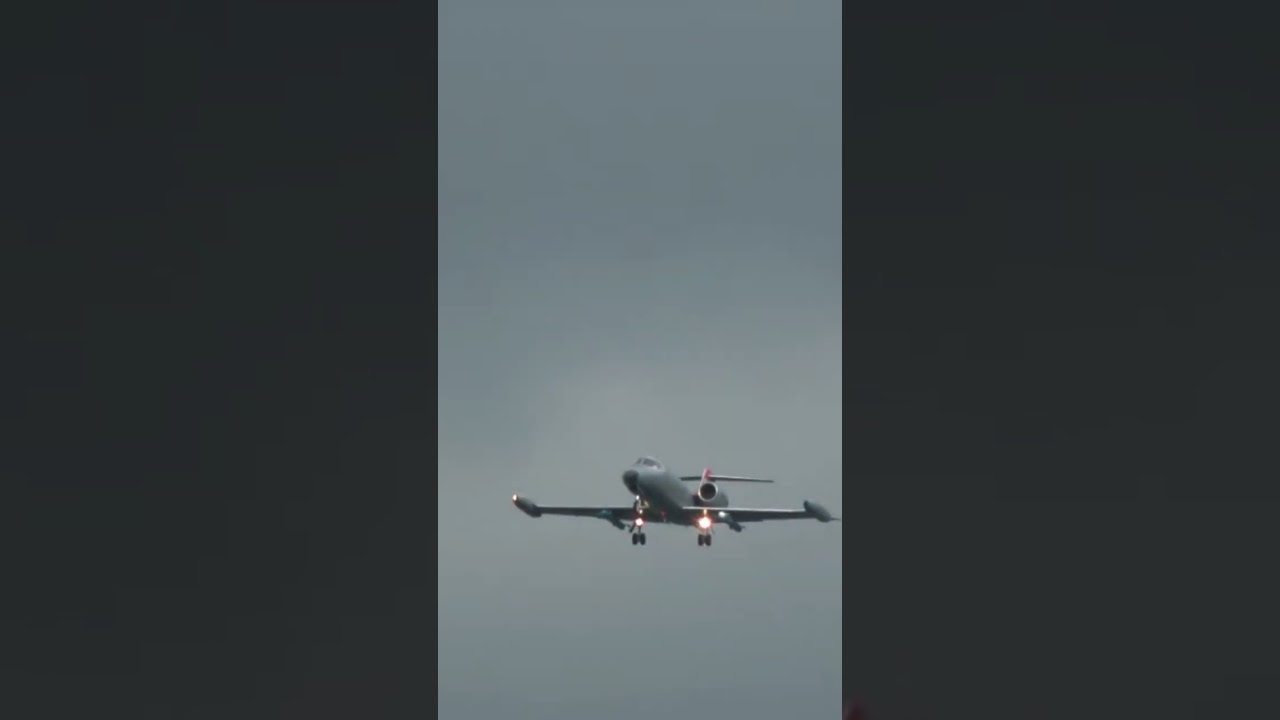 Skylight Learjet Take Off FF2023 #learjet #aviation #nice #takeoff #departure #military #airforce